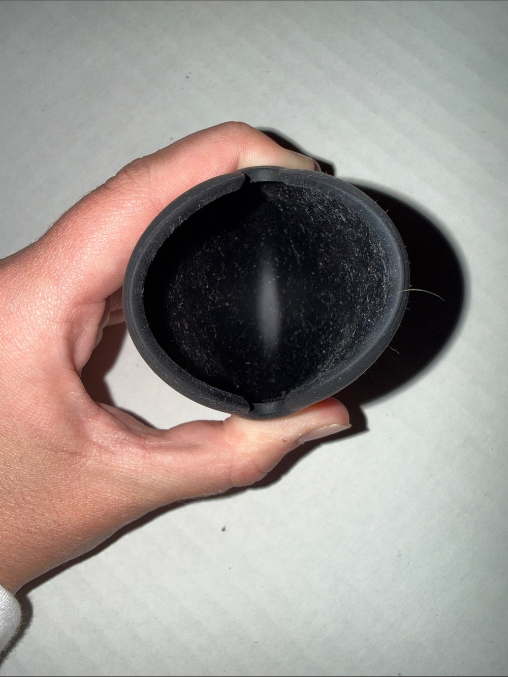 Beats by Dre White Wired Earbuds with Black Carrying Case - Picture 6 of 6